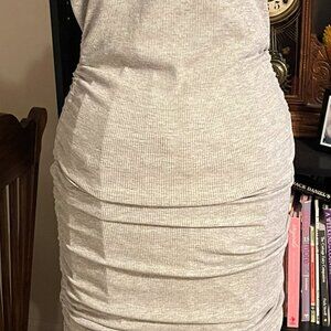 Lulus' Bodycon Gray Tank Dress Rib Knit w/Ruched Sides (Sz Med fits like a Sm)